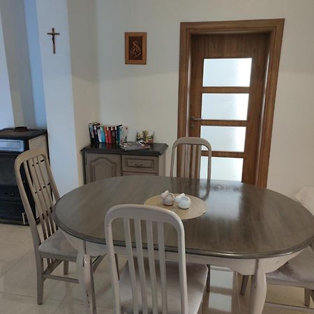 Apartments Beba بريفلاكا الغرفة الصورة