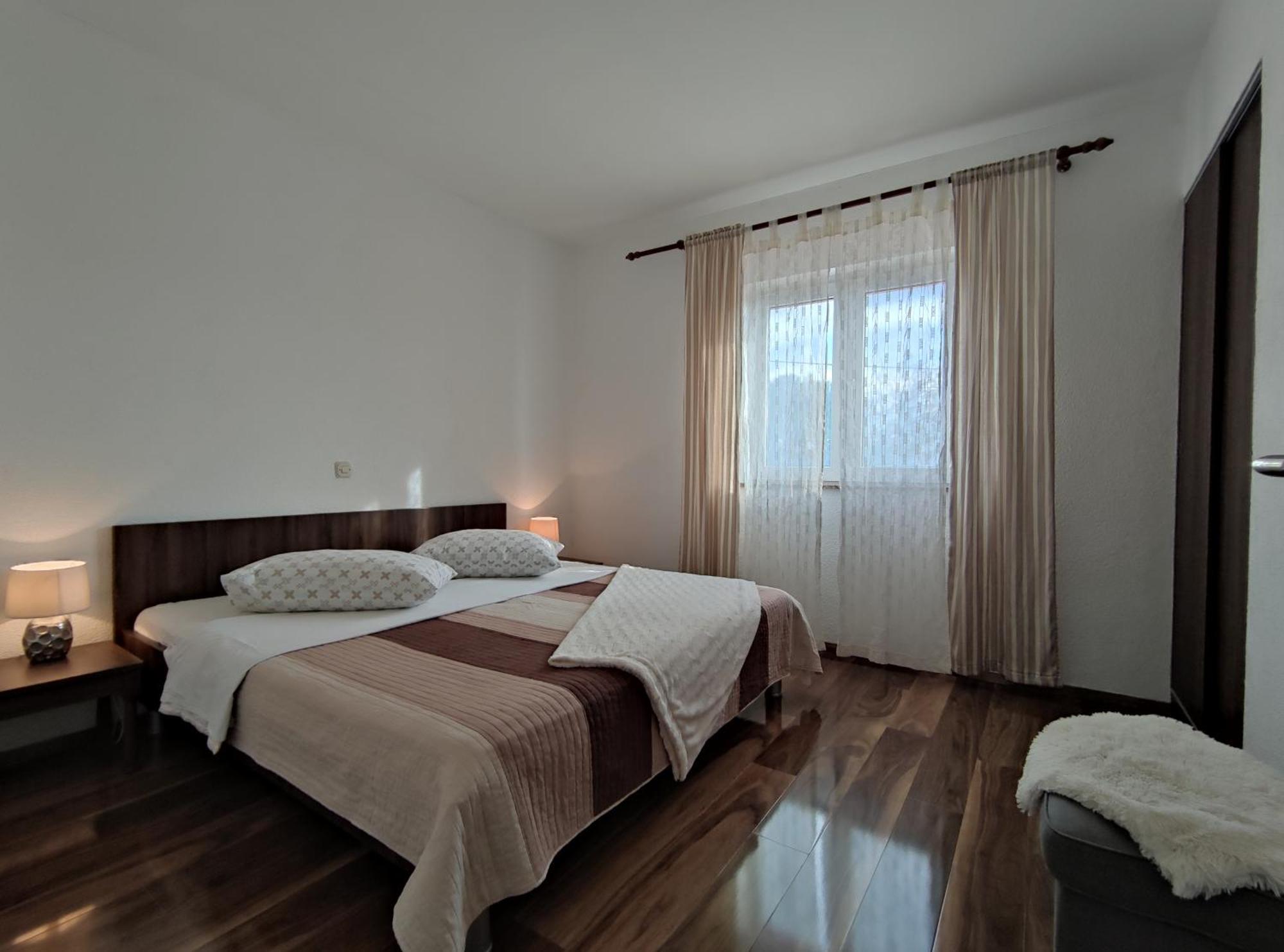 Apartments Beba بريفلاكا الغرفة الصورة