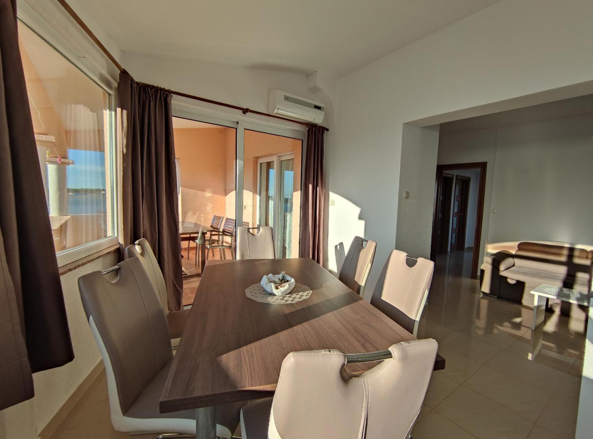 Apartments Beba بريفلاكا الغرفة الصورة